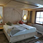 Hotell Spannort Family With Common Kitchen And Self Check-in Engelberg