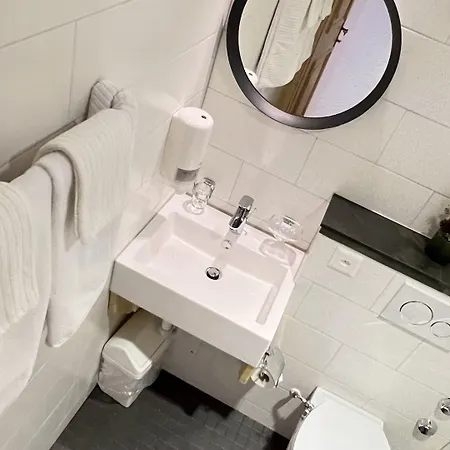 Spannort Family With Common Kitchen And Self Check-in Szálloda 3*