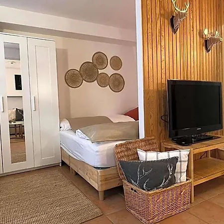 Szálloda Spannort Family With Common Kitchen And Self Check-in Engelberg