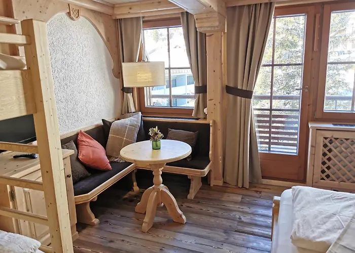 Spannort Family With Common Kitchen And Self Check-in Hotel Engelberg