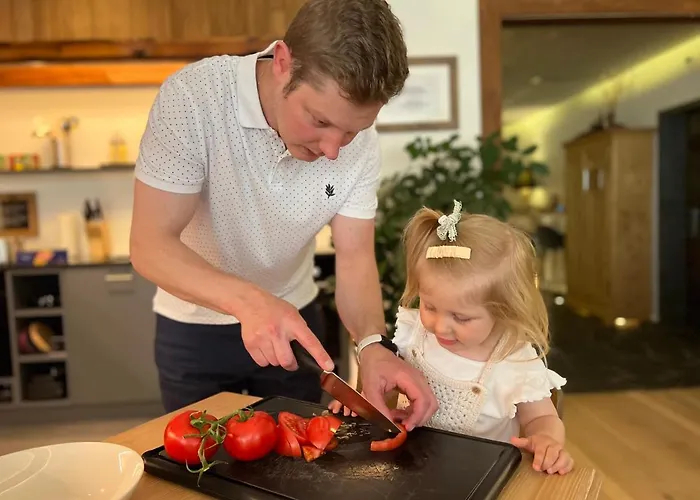 Spannort Family With Common Kitchen And Self Check-in 3*