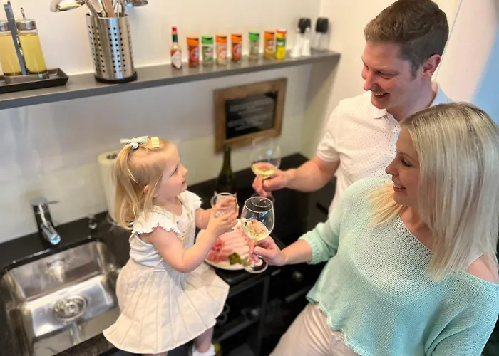 Spannort Family With Common Kitchen And Self Check-in 3*