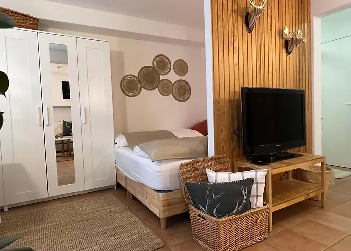 Spannort Family With Common Kitchen And Self Check-in 3*