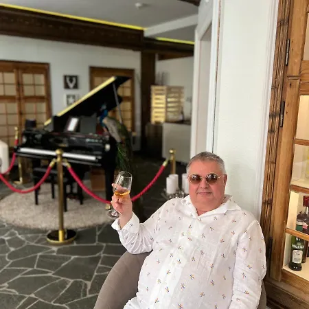 Otel Spannort Family With Common Kitchen And Self Check-in Engelberg