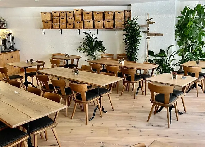 Spannort Family With Common Kitchen And Self Check-in 3*